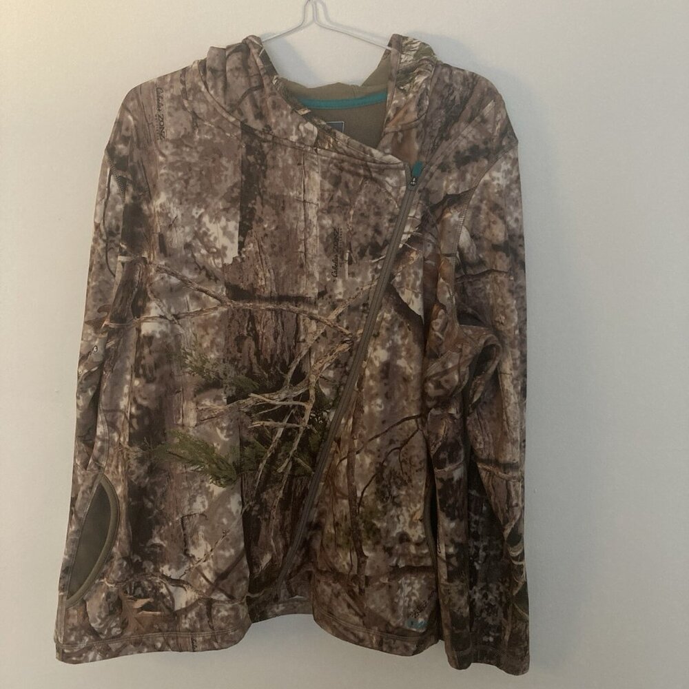Cabela’s Women’s Camo Zip Jacket Size 2XL